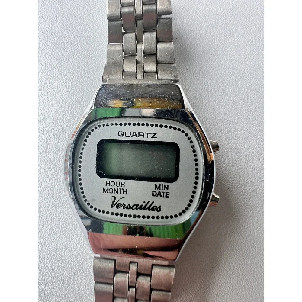 Vtg Versailles Women's Wrist Digital Watch Quartz Silver Tone Needs Battery Hong